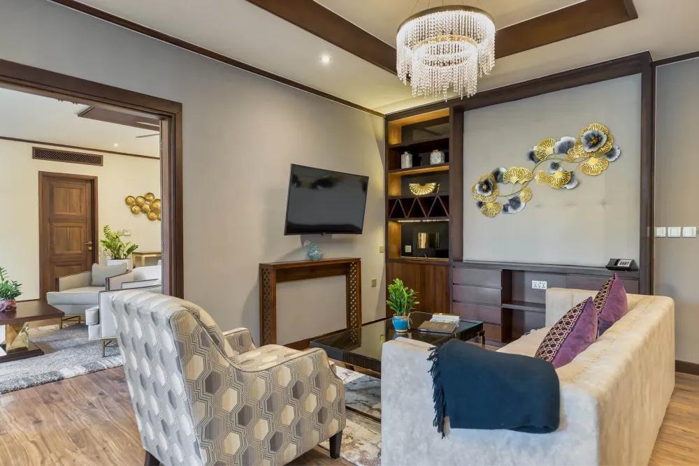 My Alma (Presidential Suite)