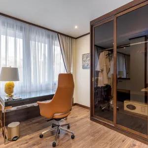 My Alma (Presidential Suite)