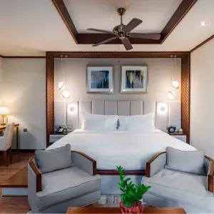 My Alma (Presidential Suite)