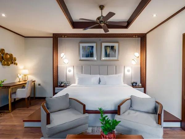 My Alma (Presidential Suite)