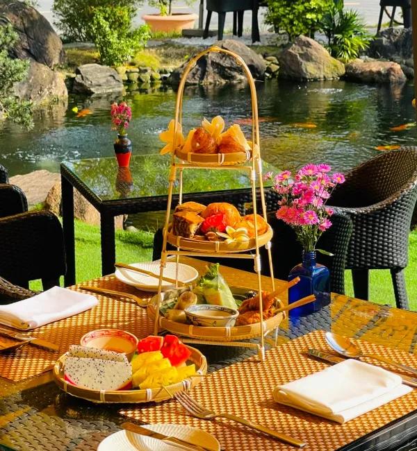 Buffet sáng thịnh soạn